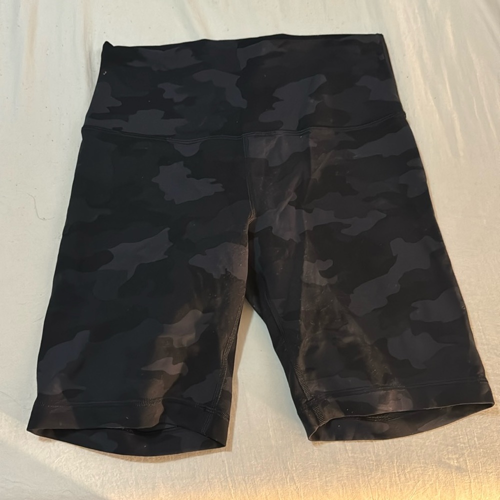 Lululemon camo biker shorts